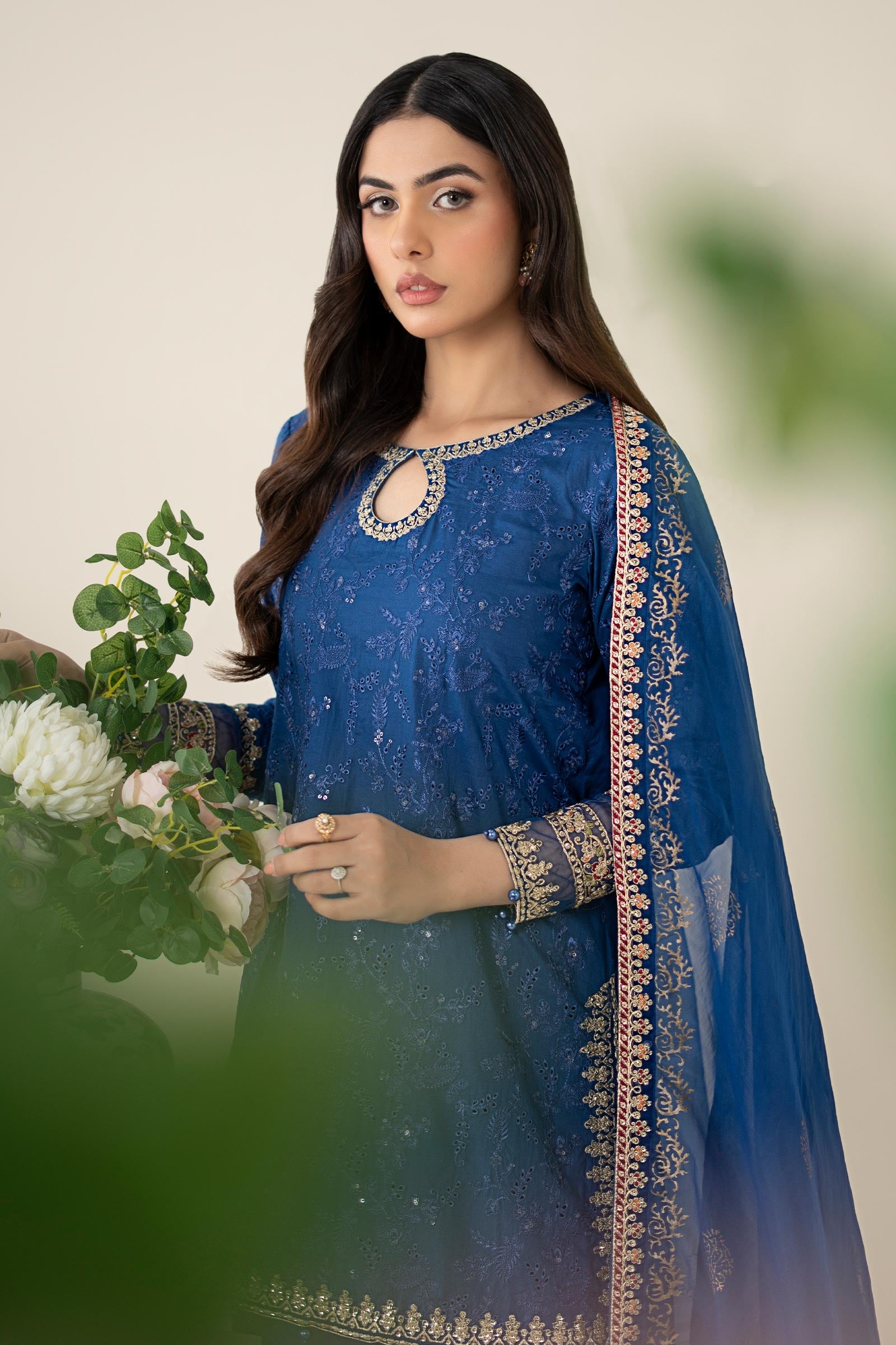 3 Piece Embroidered Lawn Suit |  DW-EA25-11