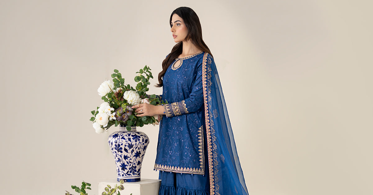 3 Piece Embroidered Lawn Suit |  DW-EA25-11