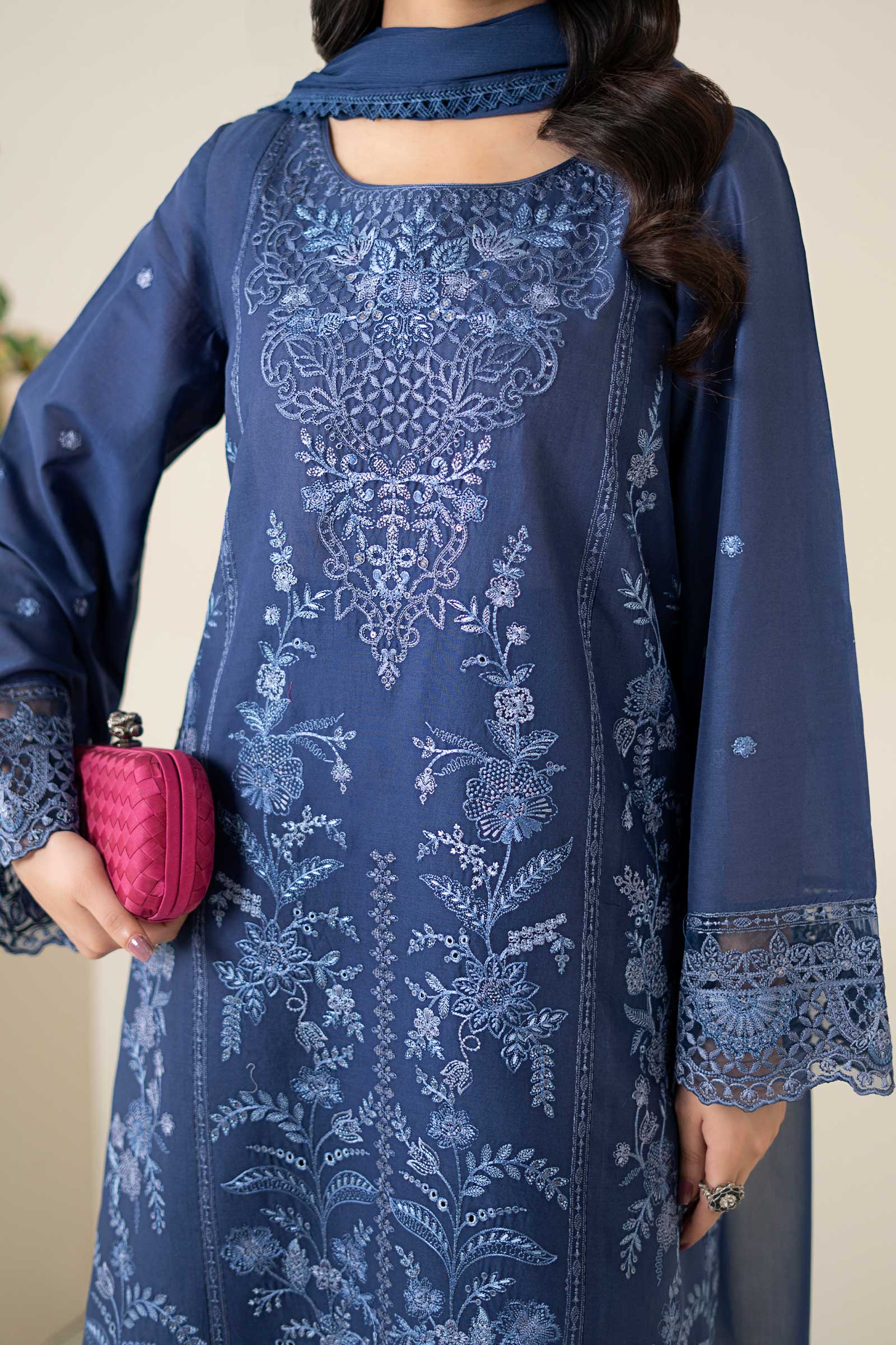 3 Piece Embroidered Lawn Suit |  DW-EA25-21