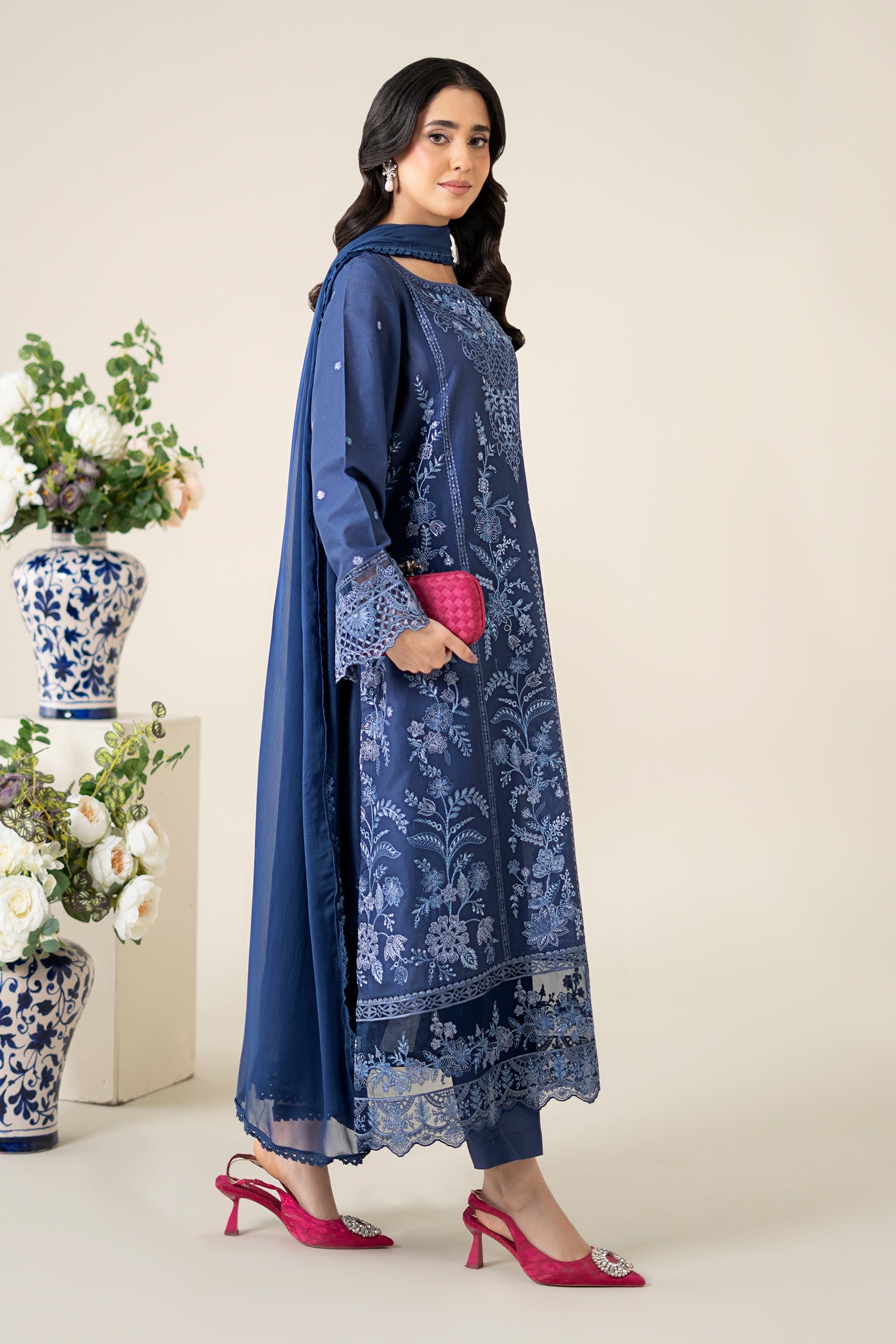3 Piece Embroidered Lawn Suit |  DW-EA25-21