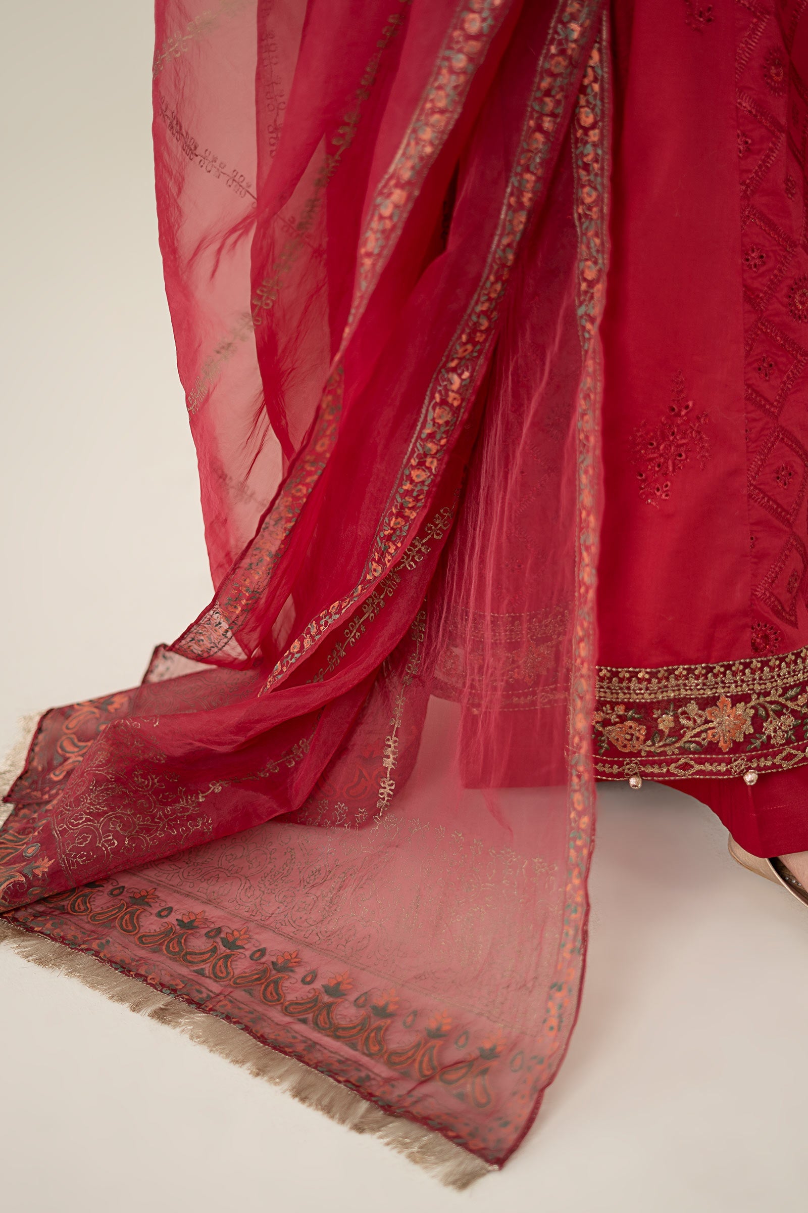 3 Piece Embroidered Lawn Suit |  DW-EA25-65